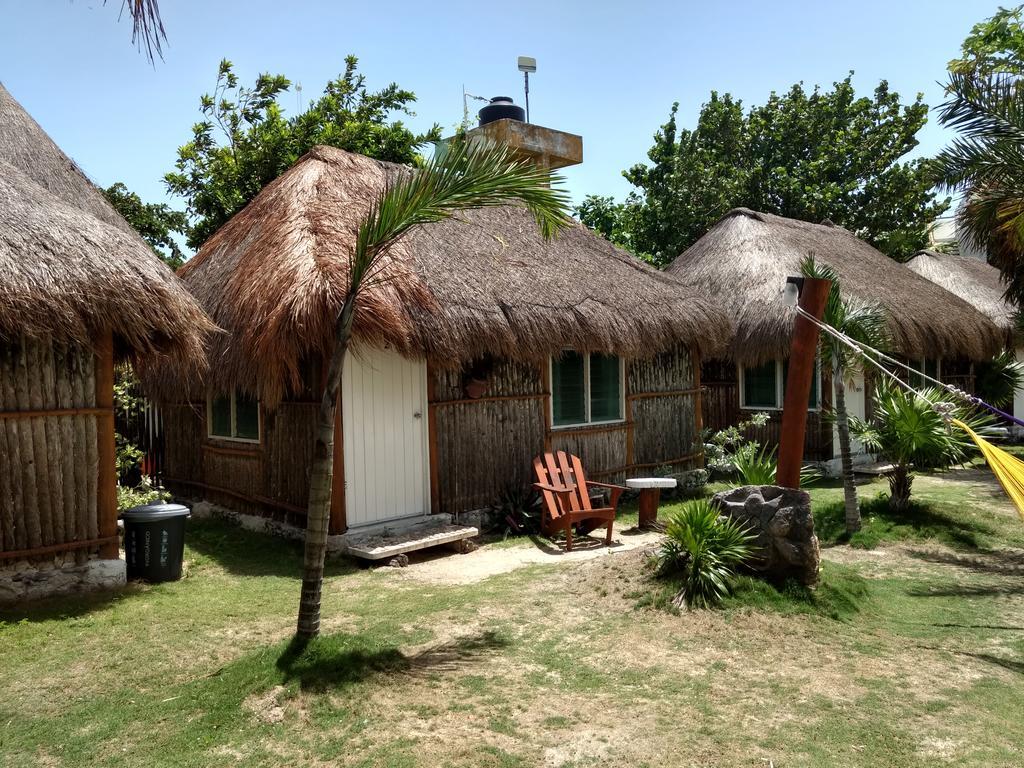 Las Cabanas Del Doctor Mahahual Exterior foto