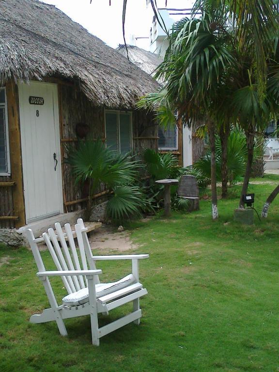 Las Cabanas Del Doctor Mahahual Exterior foto