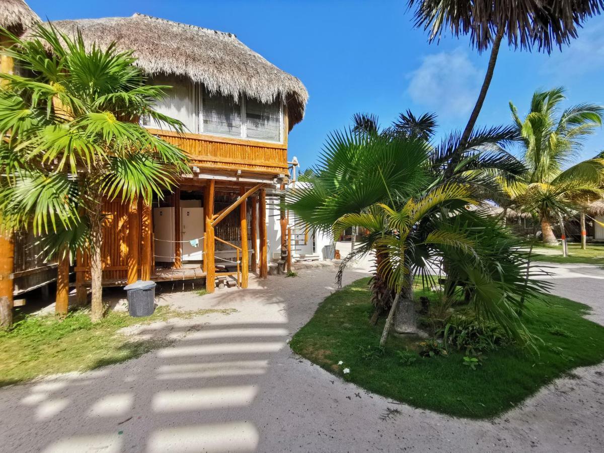 Las Cabanas Del Doctor Mahahual Exterior foto