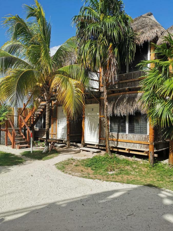 Las Cabanas Del Doctor Mahahual Exterior foto